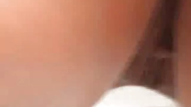 Ballerino succhia films hard gratuiti il cazzo del cliente in uno strip club