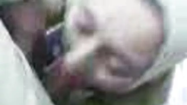 Primo video con l'eiaculazione video hard culi per la figa pelosa di MILF