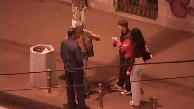 Delicato massaggio filmulete hard ai piedi per una bruna matura