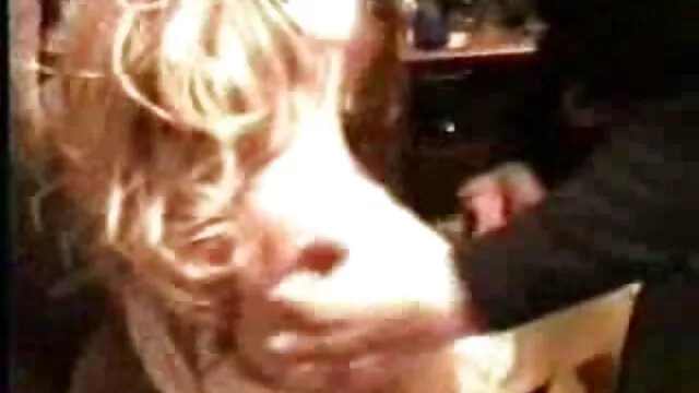 Fratello scopa sorella da dietro, girando video fatti in casa da filmati hard gratis diverse angolazioni