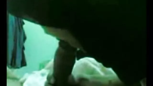 Procace moglie hard gratis film scopata alla pecorina nella vagina bagnata sul divano