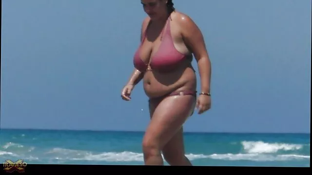 Carino trans con tette enormi si masturba con il suo duro fischio di manzo video hard sex gratis