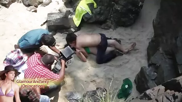 La figlia si siede sul film porno gratis free viso della matrigna e succhia il cazzo del suo ragazzo
