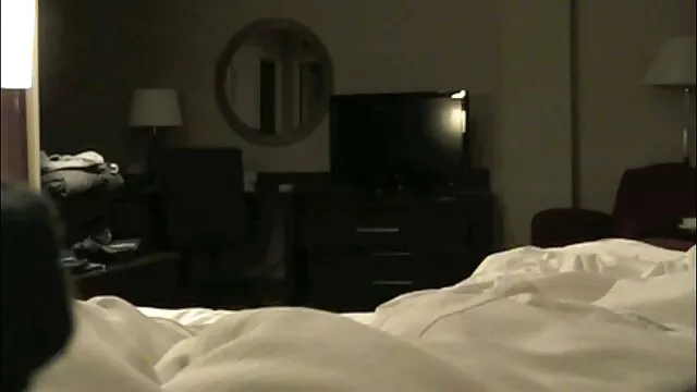 Janice Griffith milly film porno esegue un pompino nero con un grosso cazzo
